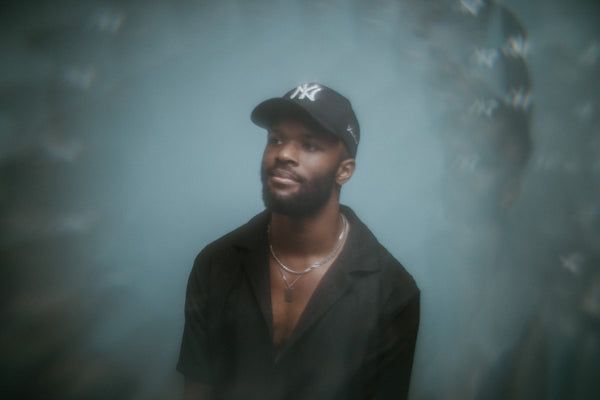 Taylor Williams Announces Debut 45 with "Dreaming"