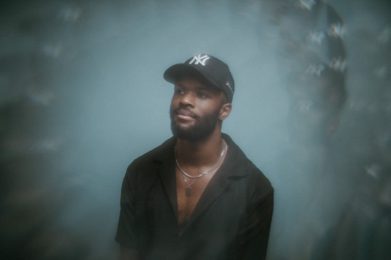 Taylor Williams Announces Debut 45 with "Dreaming"